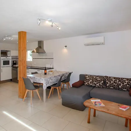 Holiday home 2 Bedroom Gorgeous In